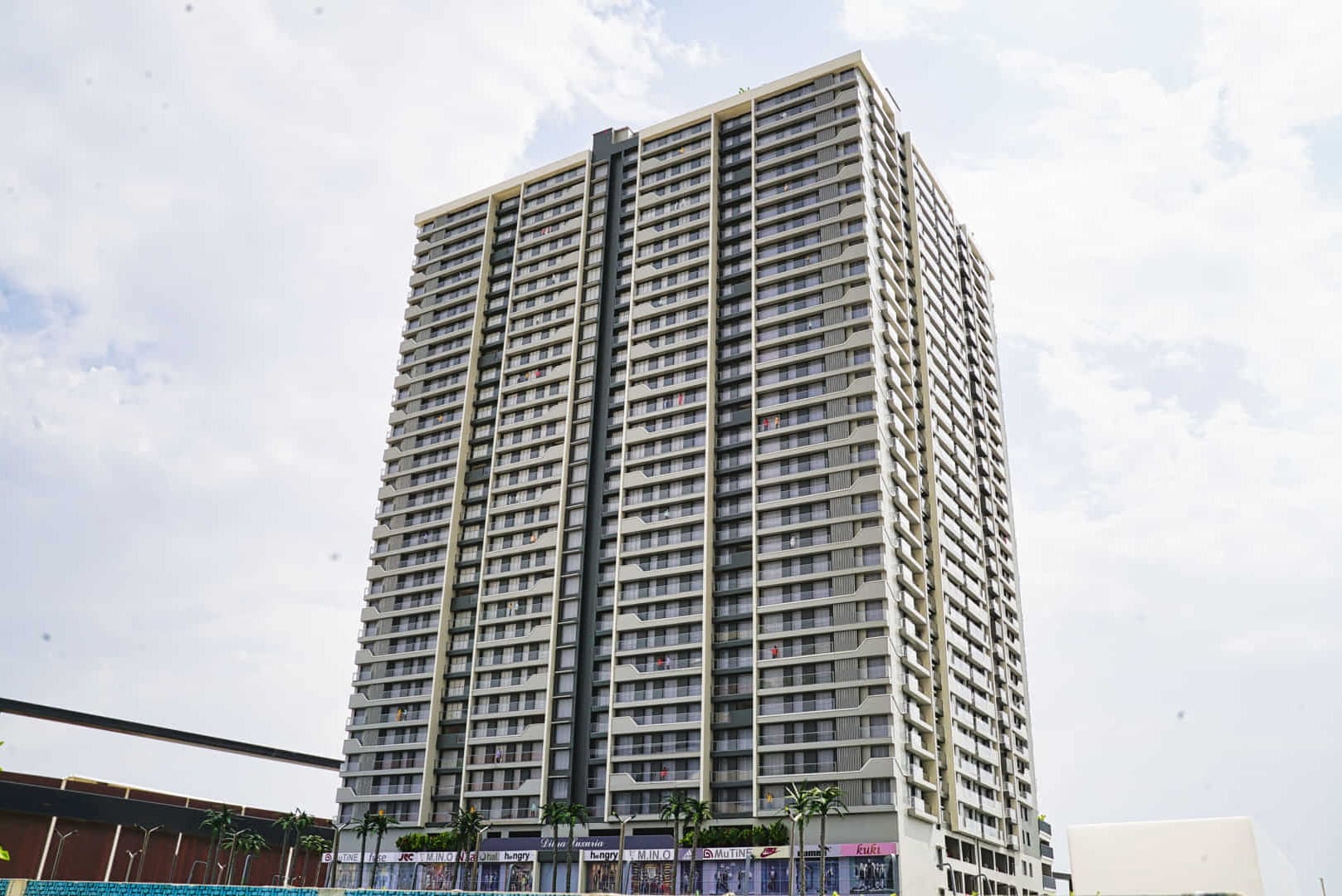 Ditya Luxuria, Mumbai — high rise residential architectural scale model for Mumbai by RD Models